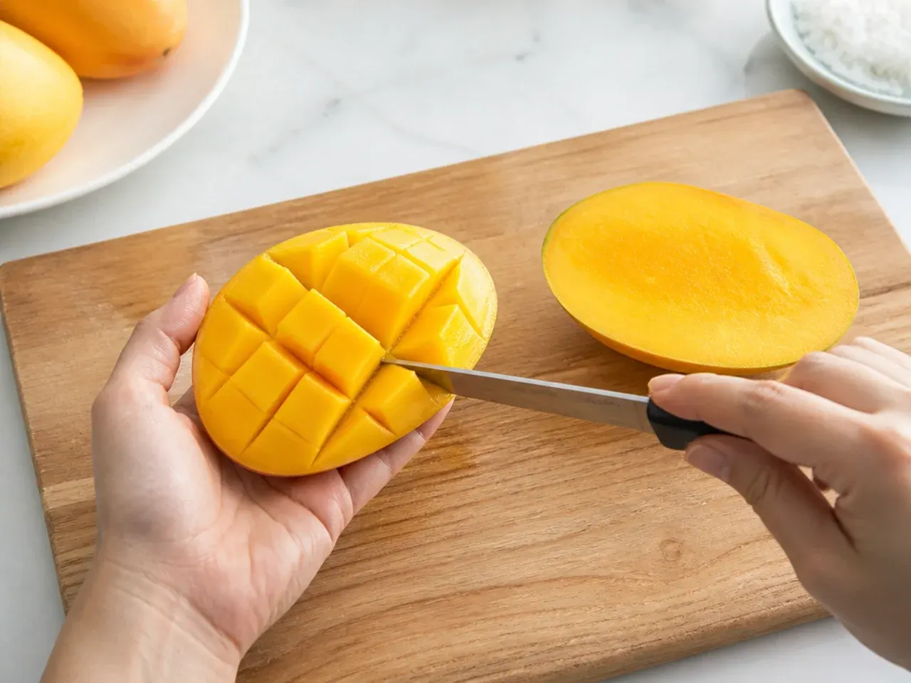 easy mango sticky rice — step 6: prepare the mango
