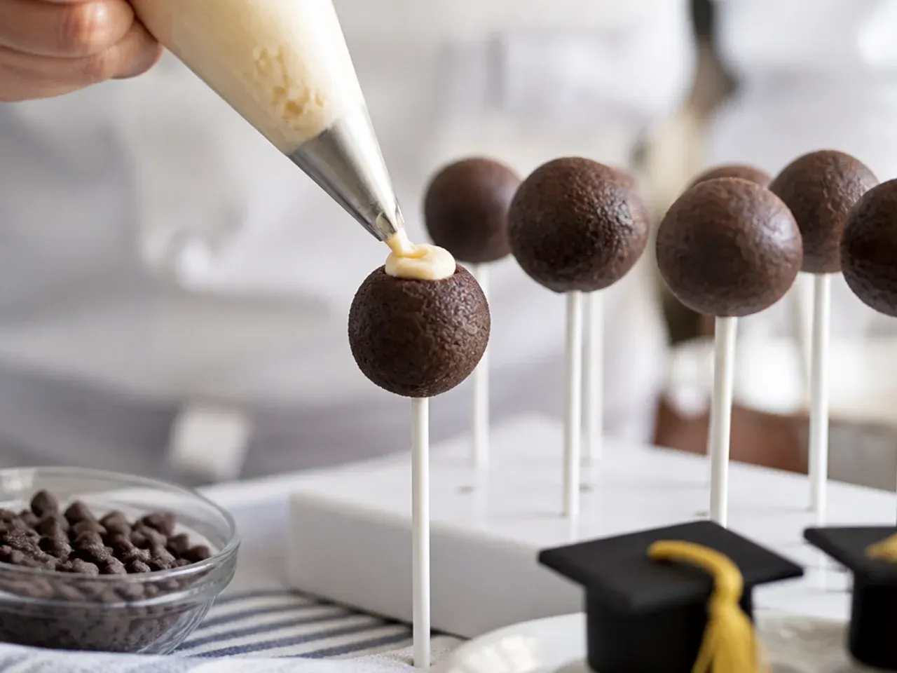 graduation cake pops ideas recipe step 15