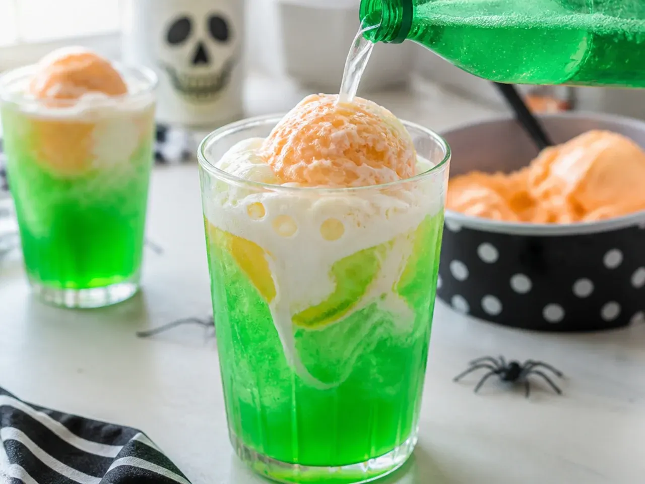 kid friendly halloween drinks recipe step 4