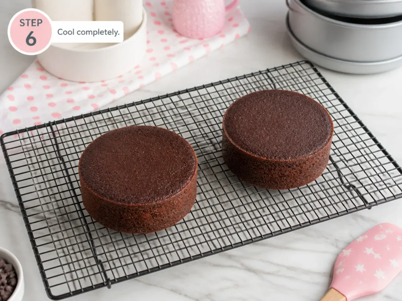 mini minnie mouse cake — step 6: cool completely