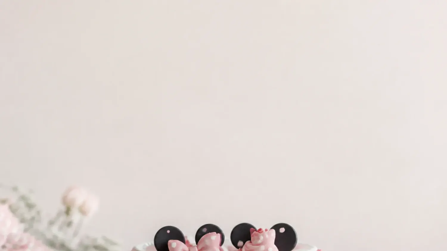 30 Cute Minnie Mouse Cupcake Ideas